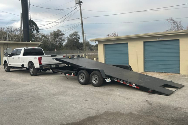 Equipment trailer rental in Hudson, FL — construction and heavy machinery
